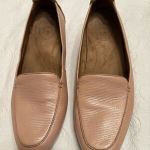 Clarks Women's Pink Loafers